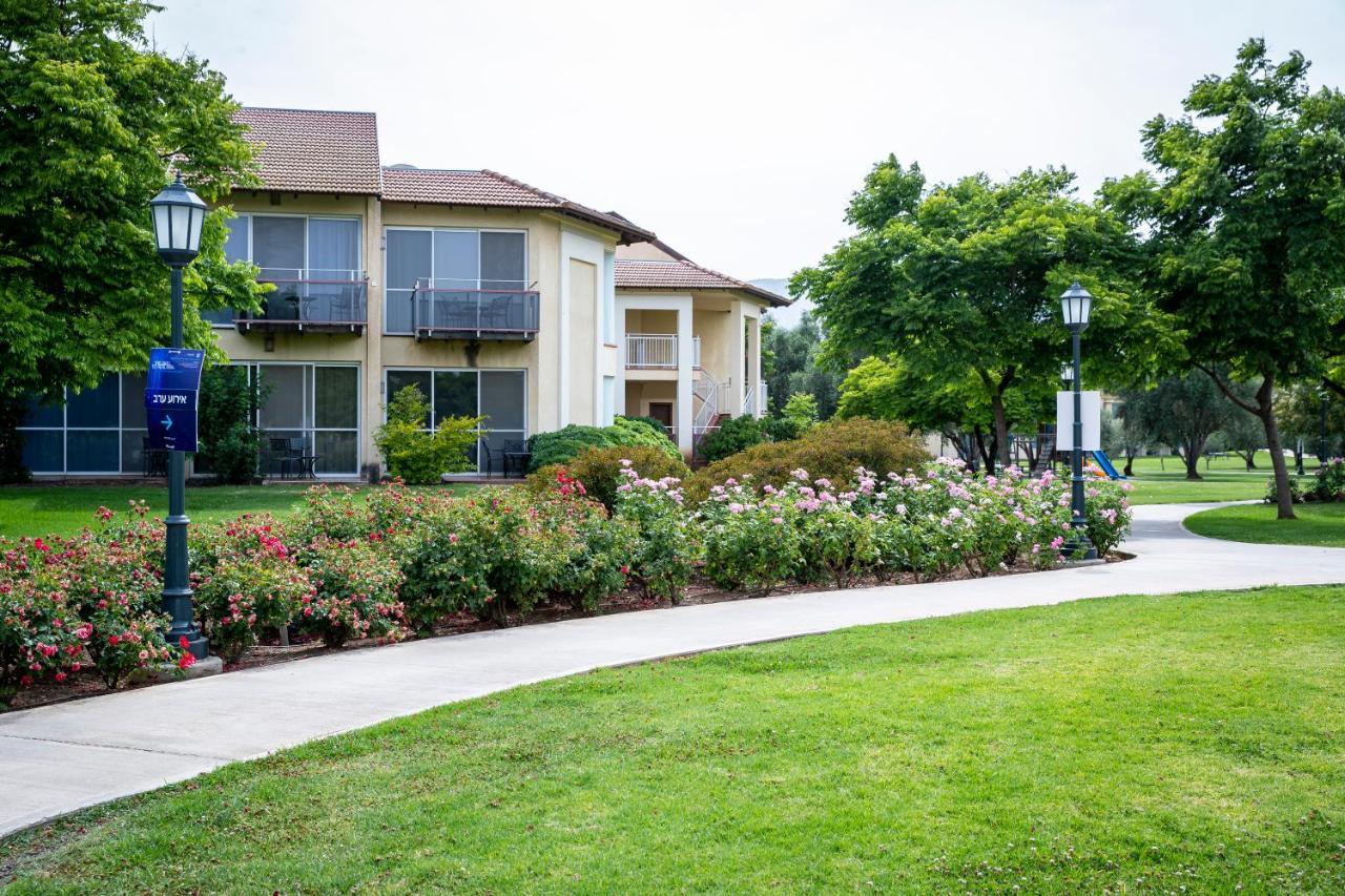 Pastoral Hotel - Kfar Blum Exterior photo